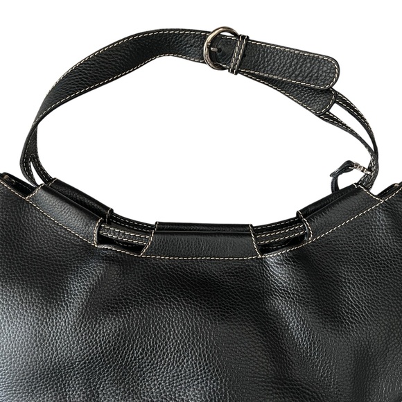 PRISTINE LANCEL CROISSANT SHOULDER BAG IN PEBBLED LEATHER NO SIGNS OF WEAR - Picture 3 of 14